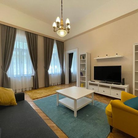 Fullmoon Apartments 1 Szeged Esterno foto